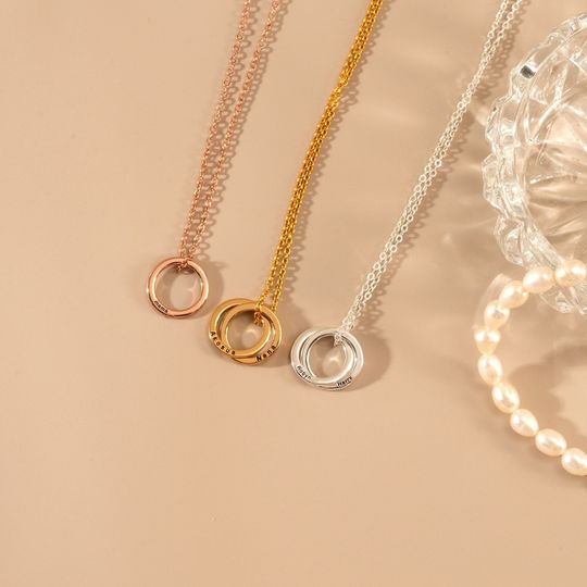 Personalized Family Name Necklace, Russian Ring Interlocking Circle Necklace, Classic Interlocking Rings, Mom Necklace, Kids Name Necklace