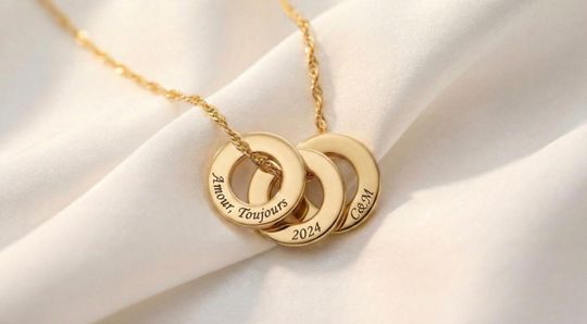 Personalized Interlocking Rings Necklace, Custom Engraved Name Circle Pendant, Bridesmaid Gift, Wedding Keepsake, Family Necklace