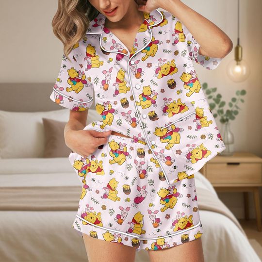 Discover Winnie The Pooh Piglet Short Pajamas Set with Pocket for Women
