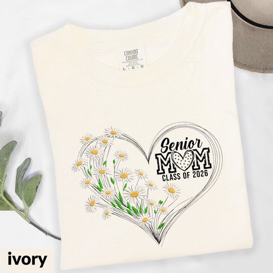 Discover Senior Mom Wildflower Heart Graphic T-Shirt, Class Of 2026 Mom Shirt, Mothers Day Gift