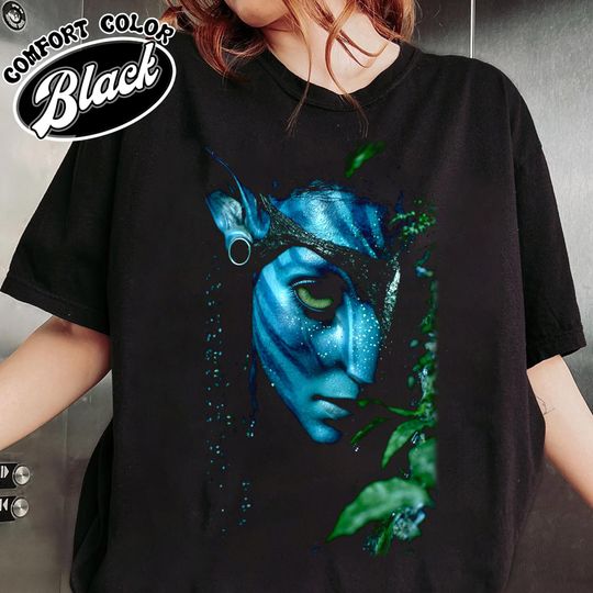 Discover Comfort Colors Neytiri T-Shirt, Neytiri Avatar The Way Of Water Animal Kingdom Graphic Fan T-Shirt