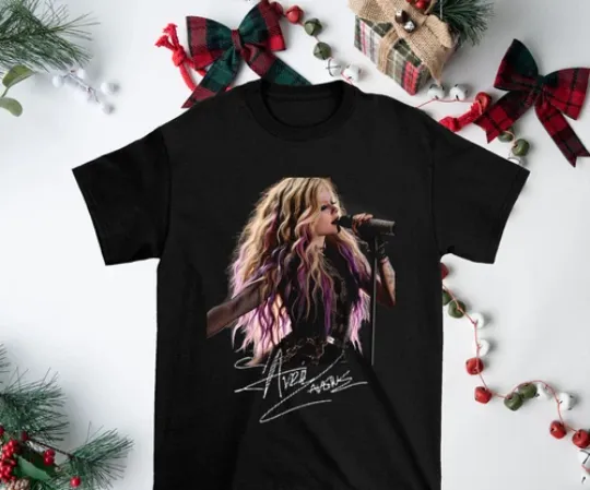 Discover Beatiful Avril Lavigne Signature Black Cotton FullSize