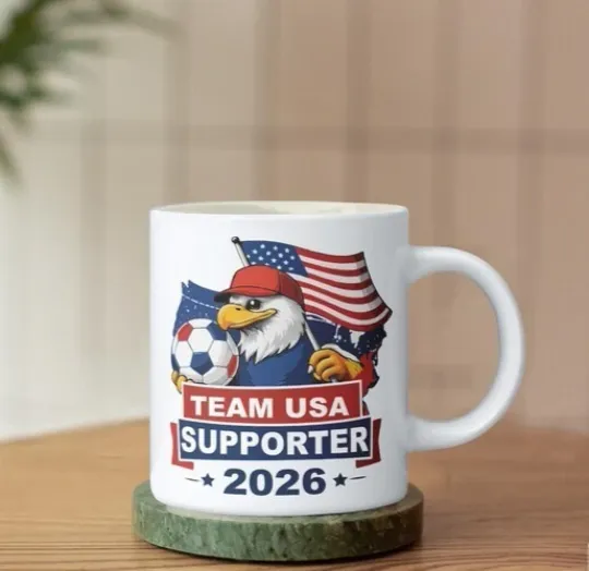 Discover Patriotic Eagle Soccer Fan Mug 2026 USA Football Supporter Coffee Cup Gift