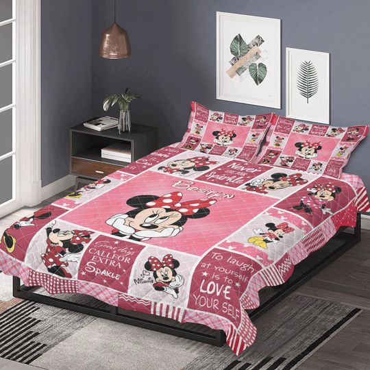Custom Minnie Mouse Quilt Bedding Set, Personalized Cartoon Steamboat Bedspread
