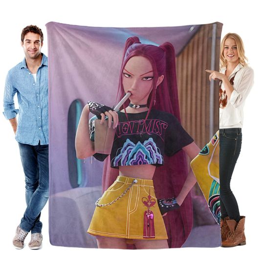 Discover K-Pop Demon Hunters Mira Flannel Blanket, Pink Hair Huntrix Character Fleece Blanket for Fans.