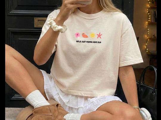 Girls Just Wanna Have Sun Women's Boxy T-Shirt