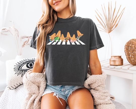 Discover Toy Story Boxy T-Shirt - Disney Vintage Comfort Colors Women's Tee - Toy Crossing Coquette - Hollywood Studios Buzz