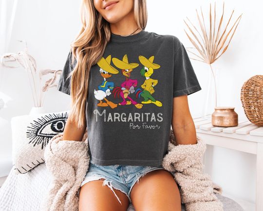 Discover Disney Margarita Epcot Vintage Women's Boxy Tee