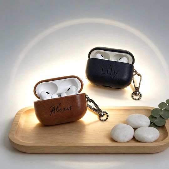 Personalized Custom Name Leather AirPods Case/Cover with Clip Cases/Women and men Customizable Gift for Air Pod 1 2 3 4 Pro