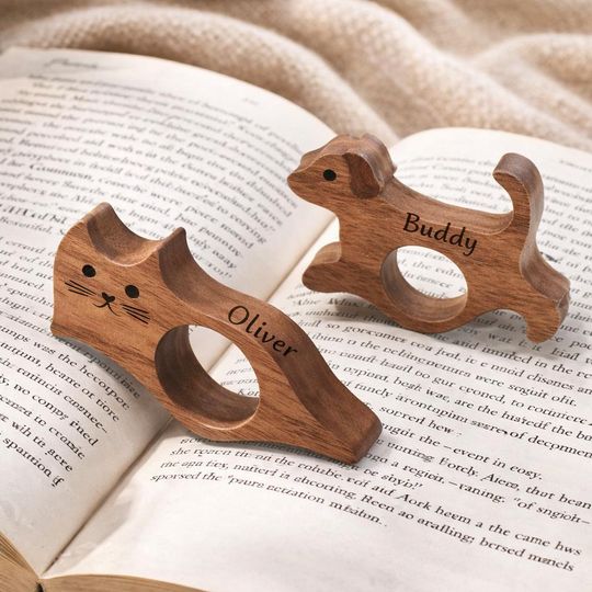 Discover Custom Pet Thumb Holder, Personalized Cat Dog Bookmark, Wooden Reading Ring, Engraved Gift for Book Lovers