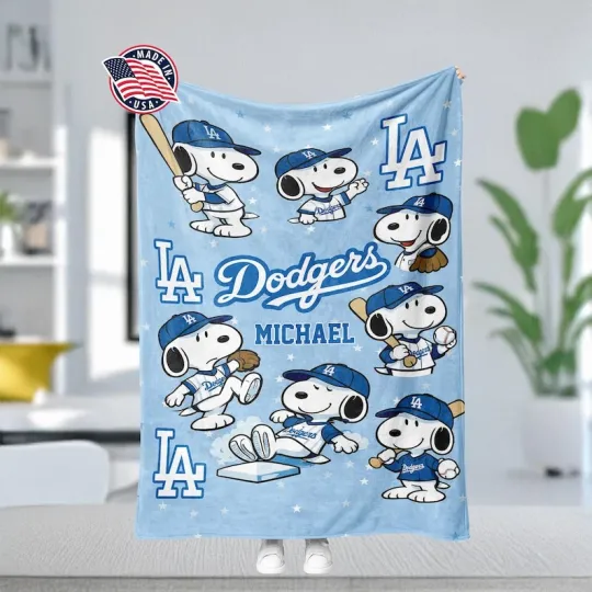 Discover Custom Cartoon Dog Flannel Blanket – Personalized Baseball Throw for Fans