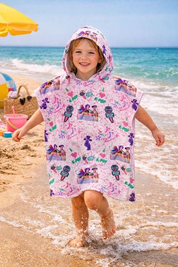 K-Pop Demon Hunters Kids Hooded Beach Towel