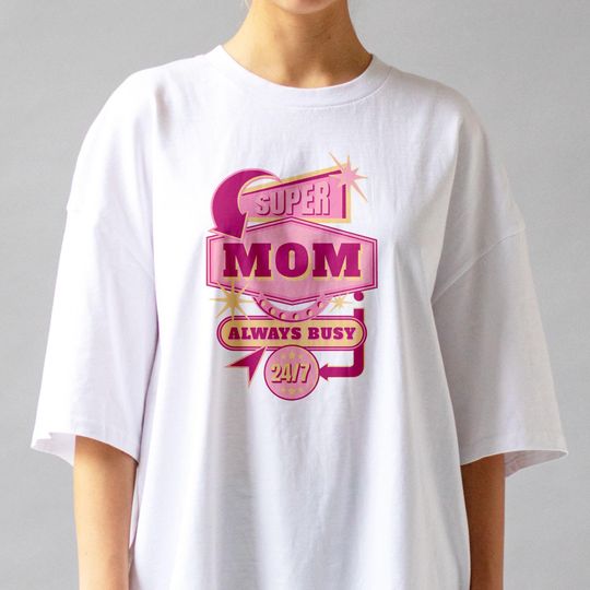 Discover Super Mom T-shirt - Retro Mothers Day Gift - Retro Super Mom Shirt - Always Busy 24/7 Graphic T-shirt