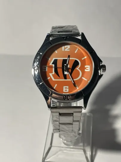 Discover Cincinnati Bengals Football Team Logo Stainless Steel Men's Watch