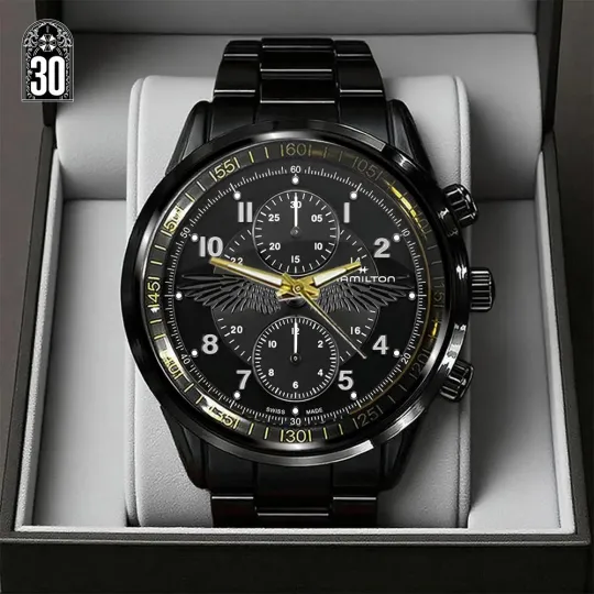 Discover Resident Evil Requiem Leather Band Watch with Leon Scott Kennedy Illustration