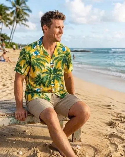 Discover Donald Duck Tropical Palm Tree Hawaiian Shirt