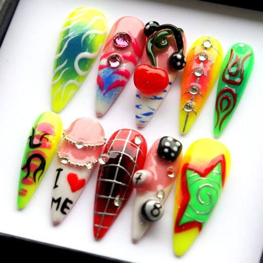 3D Freestyle Press On Nails: Y2K Neon Green Elegant Fake Nails