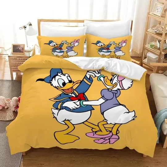 Discover Funny Donald Duck And Daisy Duck Dancing Together Forever Bedding Set