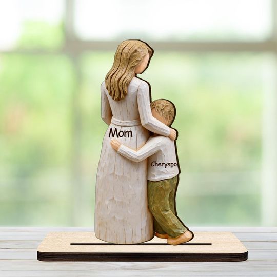 Personalized Mom Hugging Child Wooden Plaque, Custom Kid Name Standing Sign, Mother's Day Gift for Mom from Kids