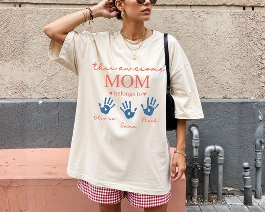 Discover Comfort Colors Personalized Mom Shirt With Kids Names, Custom Mama Tee For Mother Day Gift, Children Name T Shirt,  Mom Shirt Gift