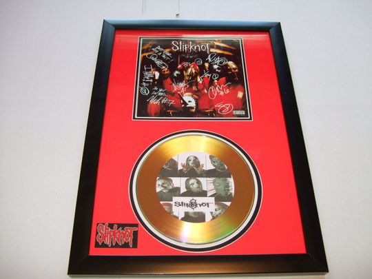Discover skipknot    signed  framed