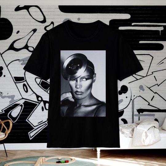 Grace Jones Disco Afrofuturism T-Shirt, 80s Pop Fashion, Singer Graphic Tee