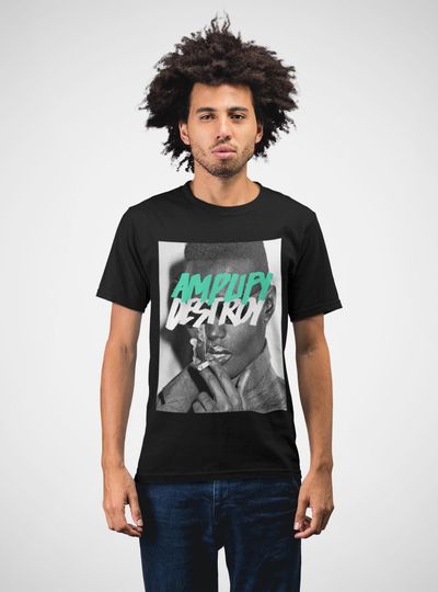Discover Grace Jones 80s Music Icon Graphic T-Shirt