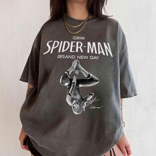 Discover Vintage Spider-Man Brand New Day T-Shirt: Spiderman Marvel T-shirt, Peter Parker Shirt