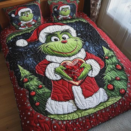 Discover funny character Holding Heart Christmas Bedding Set 3 Piece Quilted Blanket Holiday Decor Xmas Quilt Set Festive Bedroom Gift for funny character Movie Fans