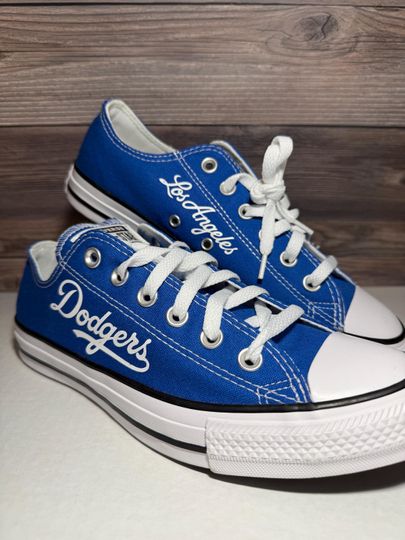 Discover Los Angeles Dodgers Women's Low Top Sneakers