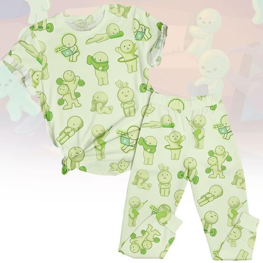 Discover Cute Cartoon Tee & Pants PJs, Adorable Green Matching Pajamas Set, Cute T-Shirt Pyjama, Family Sleepwear, Gift for Anime Fans