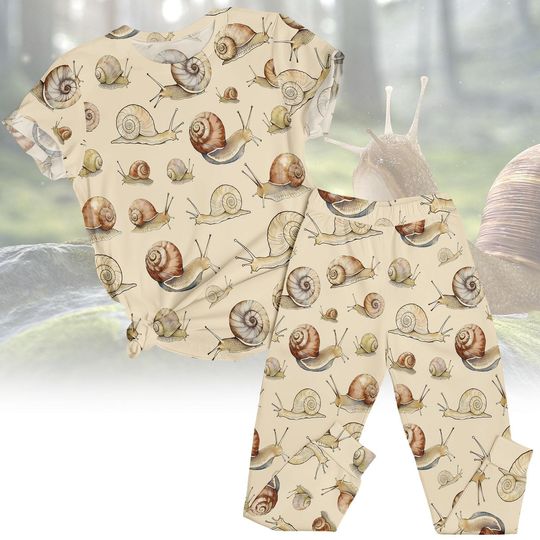 Discover Snail Tee & Pants PJs, Nature Matching Pajamas Set, Animal T-Shirt Pyjama, Women Sleepwear, Gift for Her
