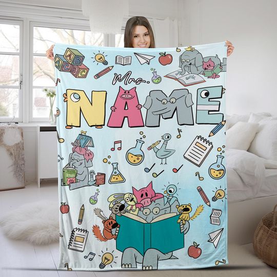 Discover Personalized Elephant And Piggie Blanket, Custom Name Blanket, Back To School Blanket, Xmas Gift, Book Children Blanket