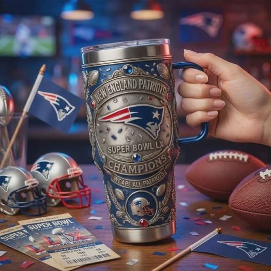 Discover New England Patriots Stainless Steel Tumbler with Handle, Super Bowl Champions Football Fan Travel Mug, 40oz Sports Coffee Cup Gift