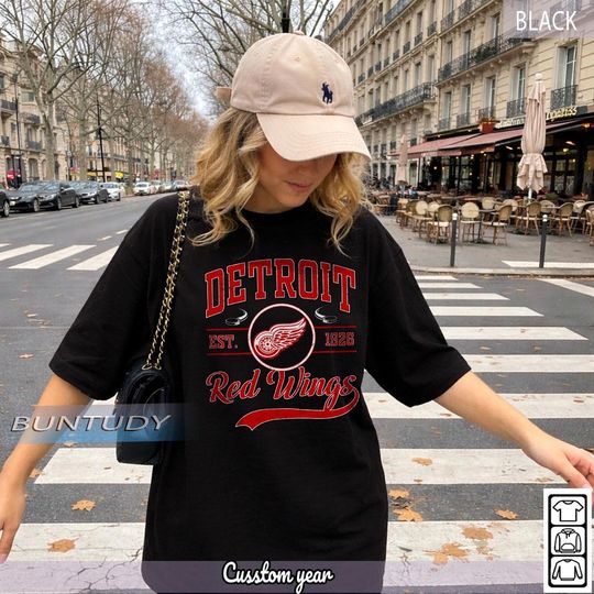 Discover Vintage Detroit Red Wings Hockey T-shirt, Detroit Hockey Crewneck, Retro Red Wings Shirt