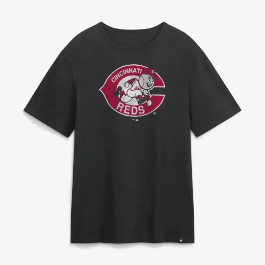 Discover Men's Cincinnati Reds Vintage Logo T-Shirt