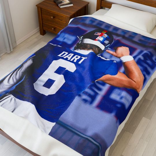 Discover Jaxson Dart Giants Plush Blanket - Soft Decorative Throw