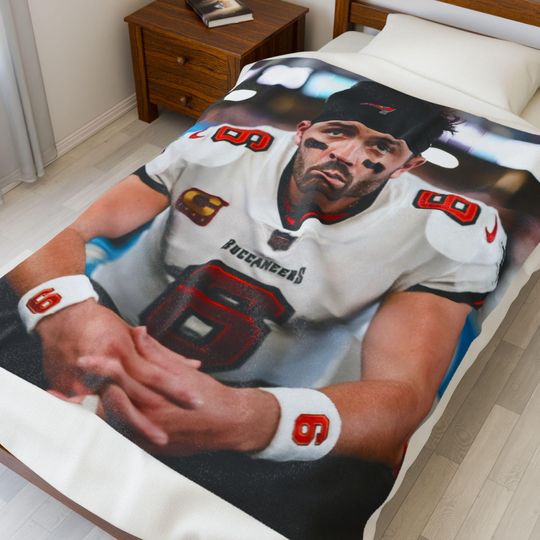 Discover Baker Mayfield Plush Blanket - Soft Decorative Throw