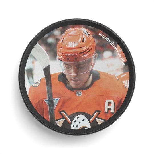 Hockey Puck - Leo
