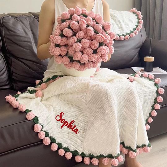 Personalized Crochet Rose Bouquet Blanket with Embroidered Name - Flower Throw Gift for Her