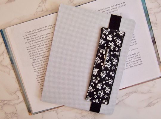 Elastic Pen Holder for Notebooks: Journal Accessory