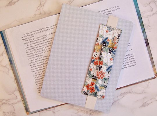 Elastic Pen Holder for Notebooks: Journal Accessory