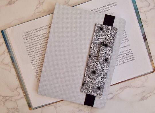 Elastic Pen Holder for Notebooks: Journal Accessory