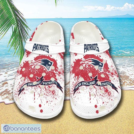 football New England Patriots Style Crocs