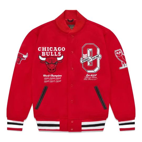 Discover Men's Chicago Bulls Baseball Jacket