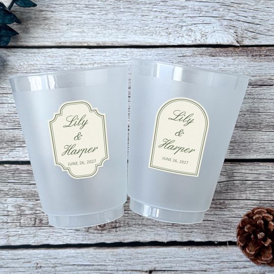 Personalized Wedding Frosted Cups, Vintage Party Cups, Wedding Party Decor, Cabana Stripe Cup Cups, Engraved Cup with Names