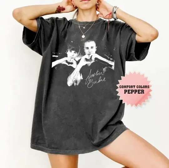 Justin Bieber Heart Sign V2  Shirt, Retro Music T-Shirt, Tour 2026 Tee