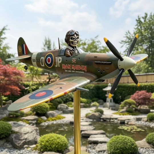 Vintage Fighter Plane Wind Spinner Garden Decor Military Aircraft Kinetic Sculpture Yard Art Patio Ornament
