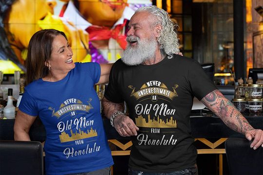 Honolulu Never Underestimate Old Man from Honolulu t-Shirt