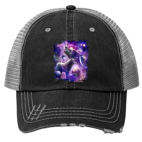Cosmic Wolf Howling At Moon In Spacet Trucker Hat